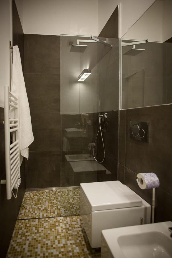 Dimora Mefite-Camere Con Bagno Privato E Self Check-In Matera Ngoại thất bức ảnh