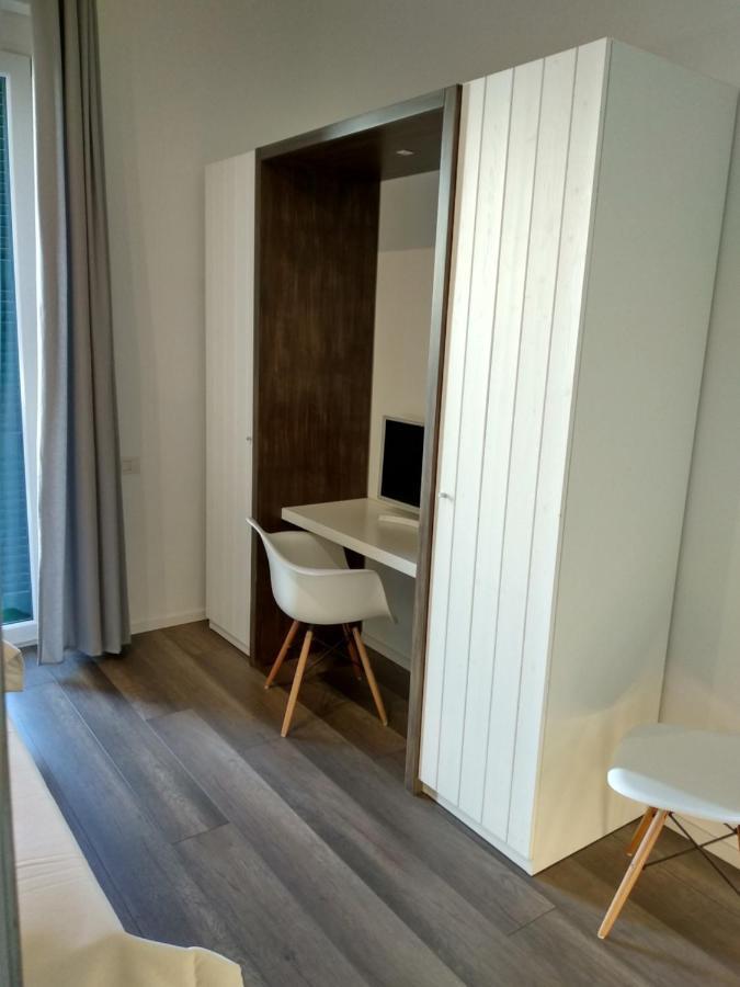 Dimora Mefite-Camere Con Bagno Privato E Self Check-In Matera Ngoại thất bức ảnh
