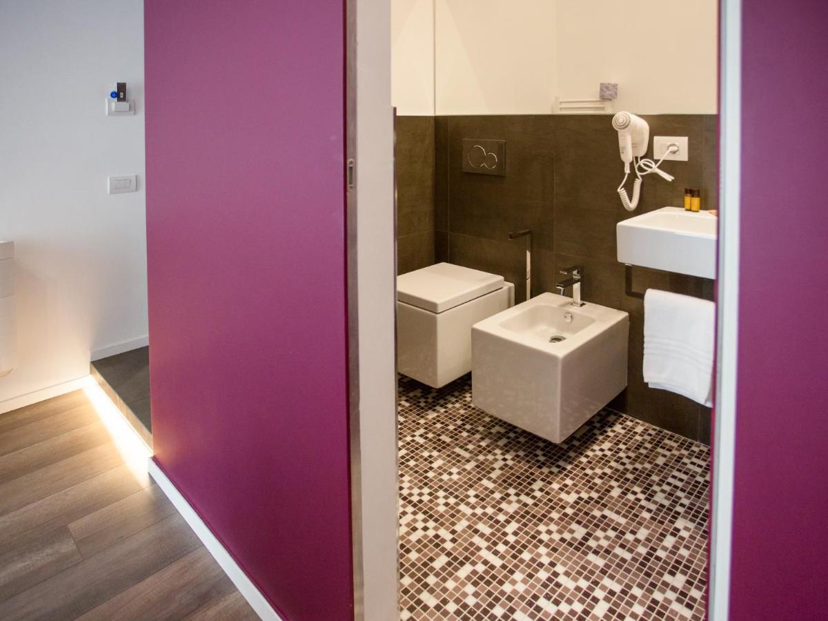 Dimora Mefite-Camere Con Bagno Privato E Self Check-In Matera Ngoại thất bức ảnh